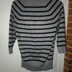 New York & Co. Quarter sleeve sweater size small